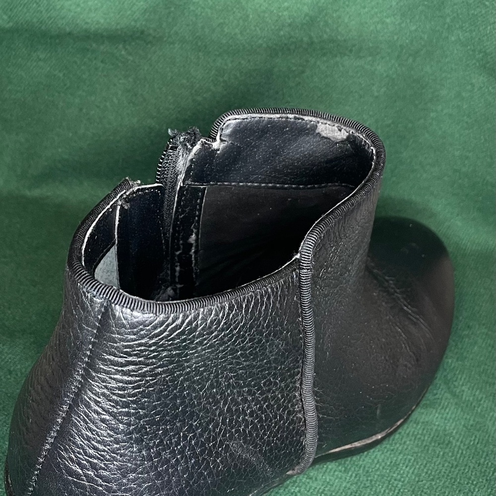 Sam Edelman | Black Boots | Soft Leather | 8.5 - Picture 5 of 6